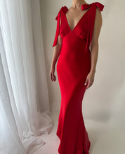 THE ROSALIE GOWN WITH SHOULDER BOWS