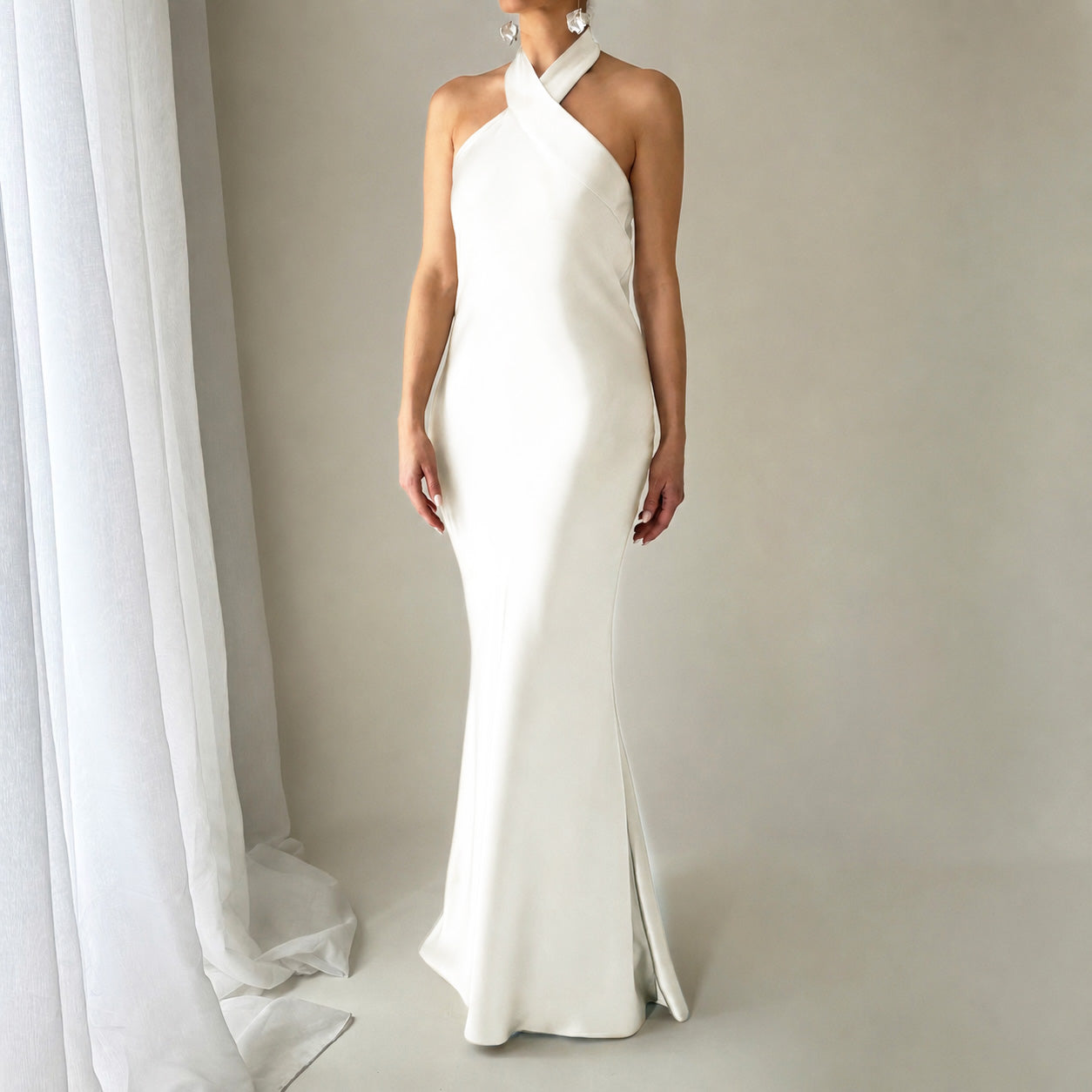 Hexie-AshtonHalter-Ivory.jpg