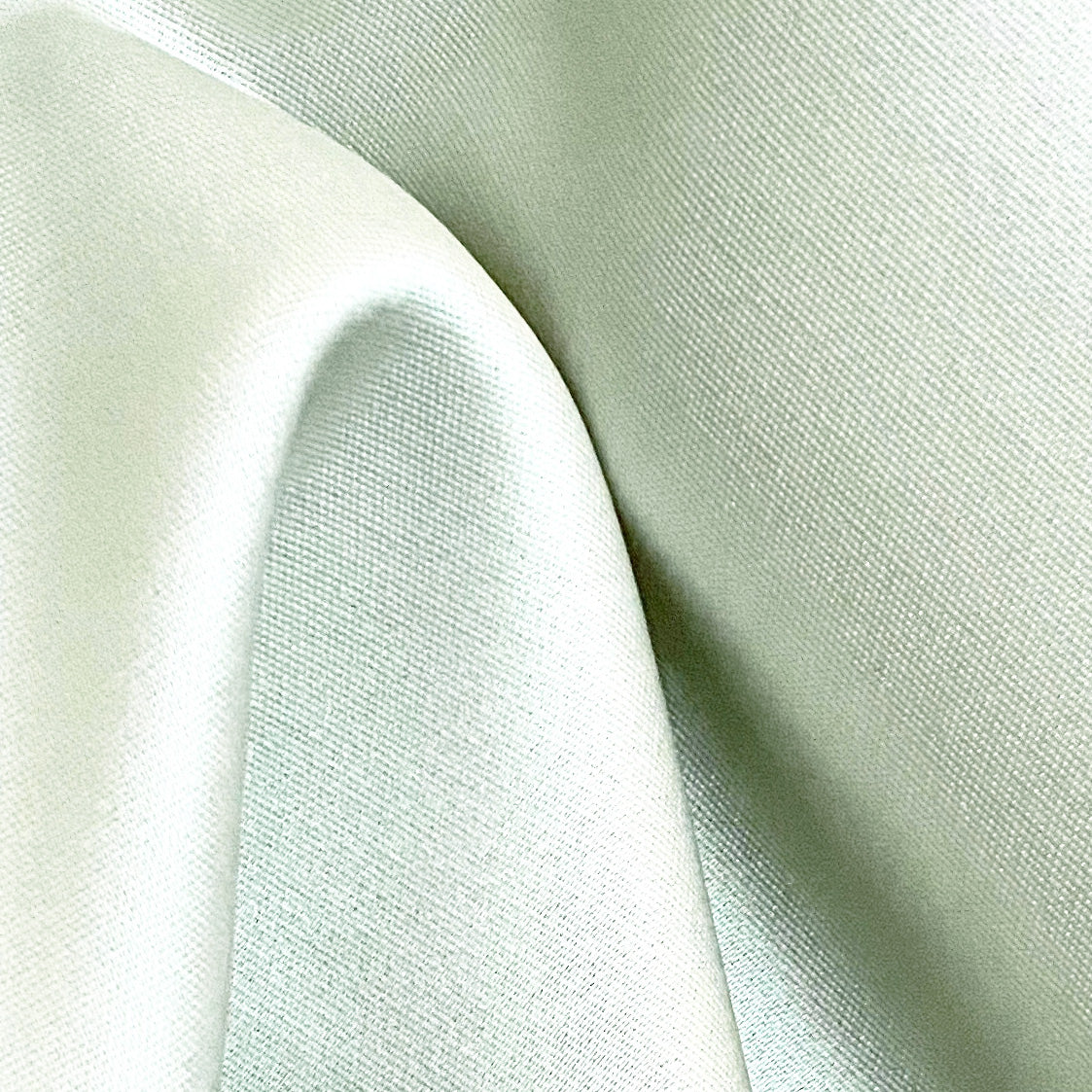 THE ROSALIE GOWN WITH SHOULDER BOWS