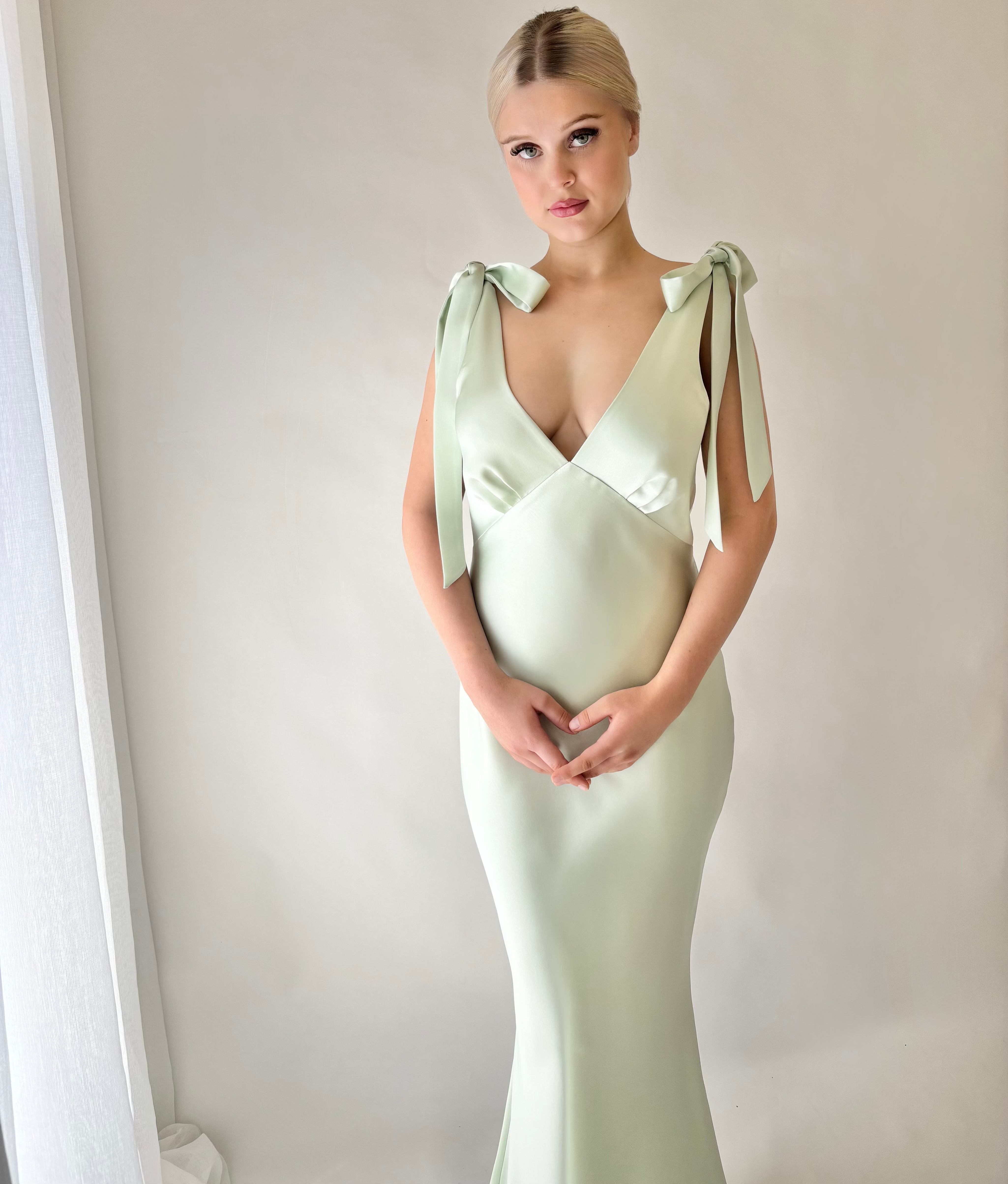 THE ROSALIE GOWN WITH SHOULDER BOWS
