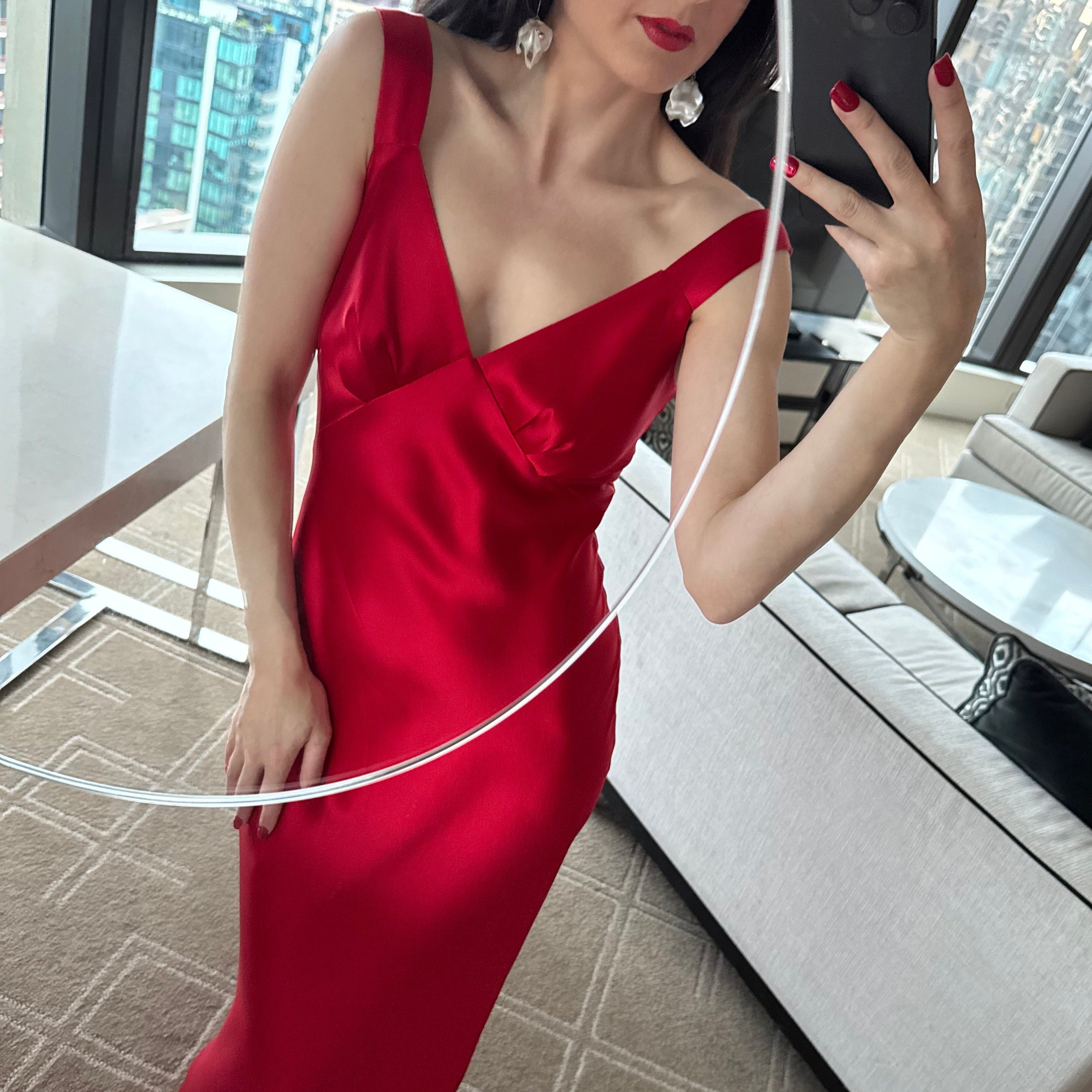 THE HARLOW GOWN