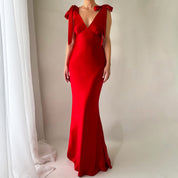 THE ROSALIE GOWN WITH SHOULDER BOWS