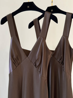The Harlow V Neck Gown NEW COLOUR