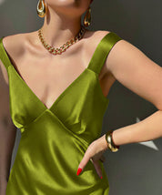THE HARLOW GOWN