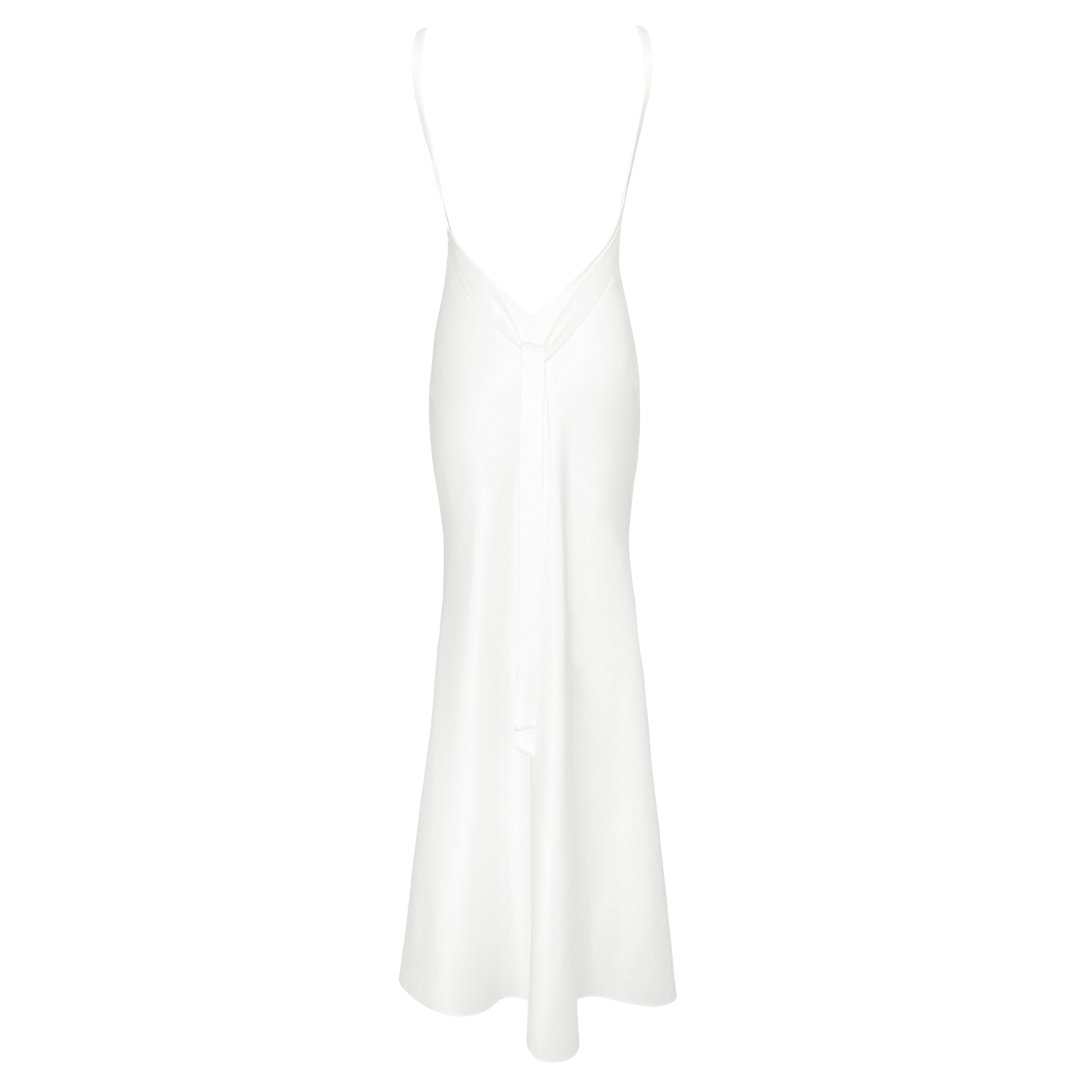 Hexie-IvySlipGownWithTie-Front_4932b81e-0f2a-40b4-be81-ed81e3110a53.jpg