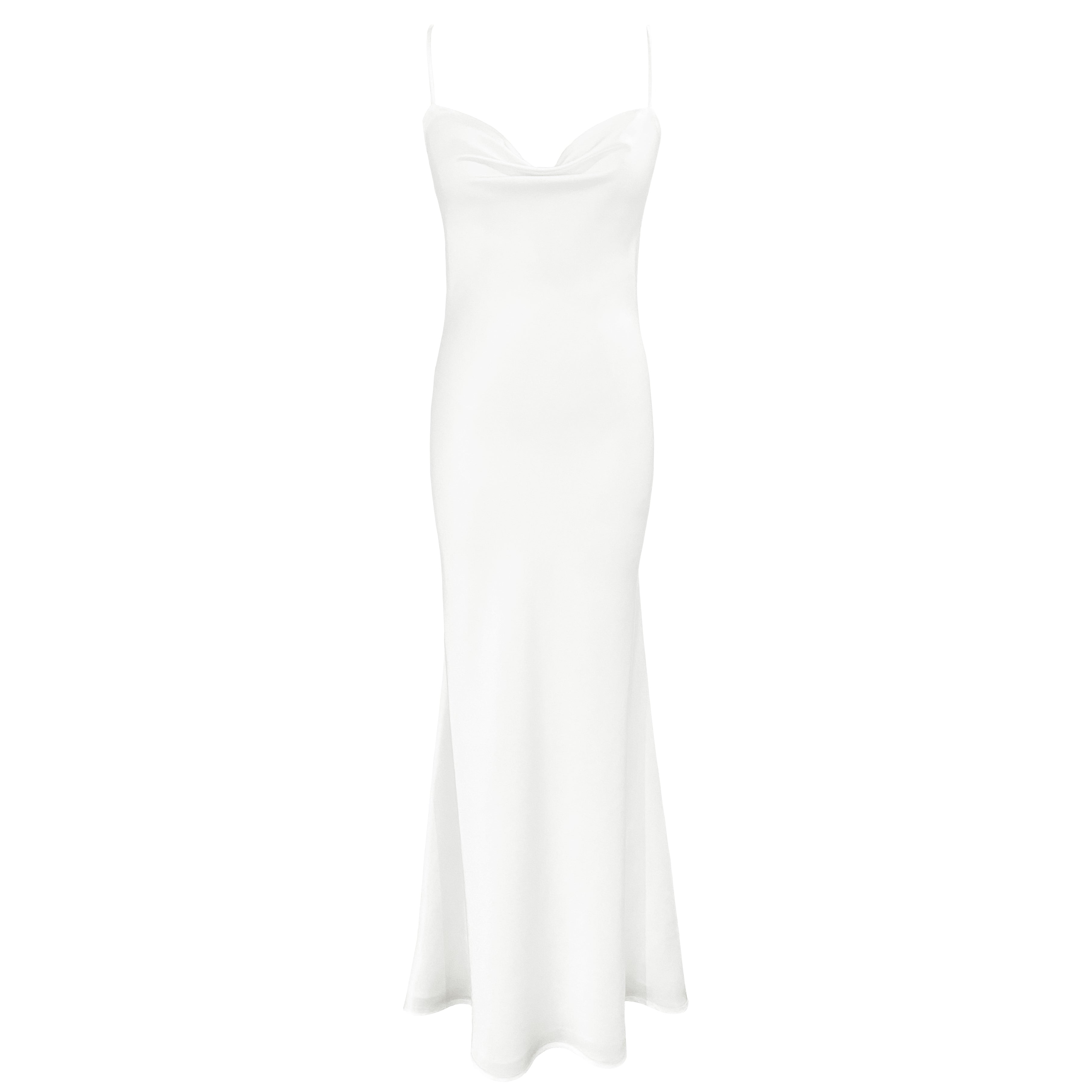 Hexie-TheAnnesleySlipGown-IVORY-Front_15d78984-1995-4cd4-adfb-d89762381ea3.jpg