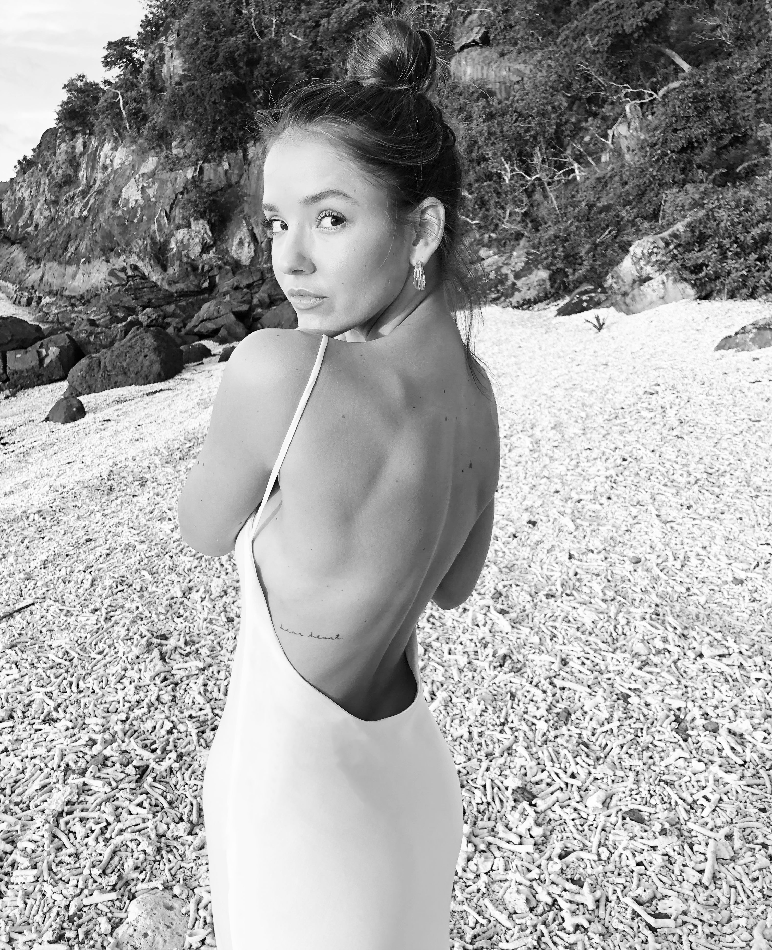 Mel_Whitelaw_2_Close_Up_mono.jpg